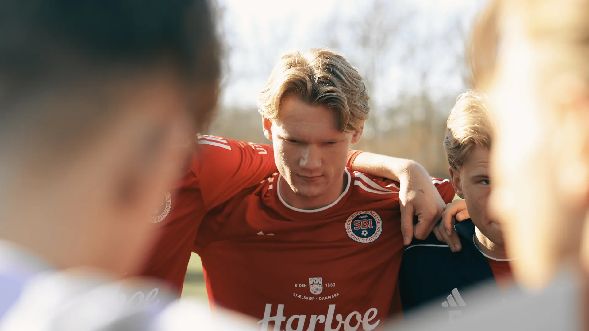 Slagelse Future-spillere samlet i en holdcirkel